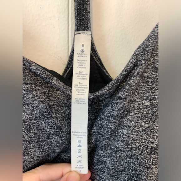 Lululemon Power Pose Tank in Heathered Black Built in Bra size 8 - Picture 5 of 6